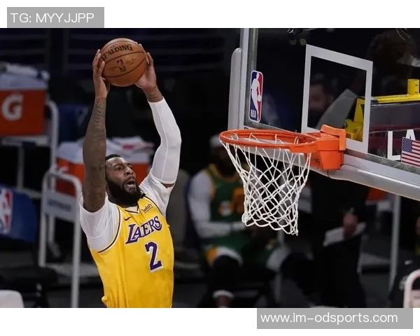 马威高效表现8投7中砍下18分9板2盖帽助力球队击溃湖人内线正负值高达19