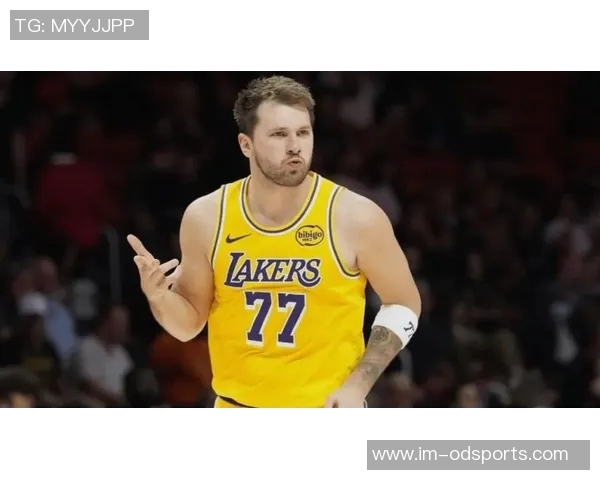 夸梅直言东契奇防守软弱湖人明星球员缺乏协防默契